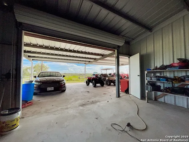 3389 fm 888 Beeville, TX 78102