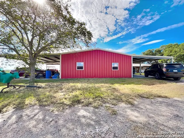 3389 fm 888 Beeville, TX 78102