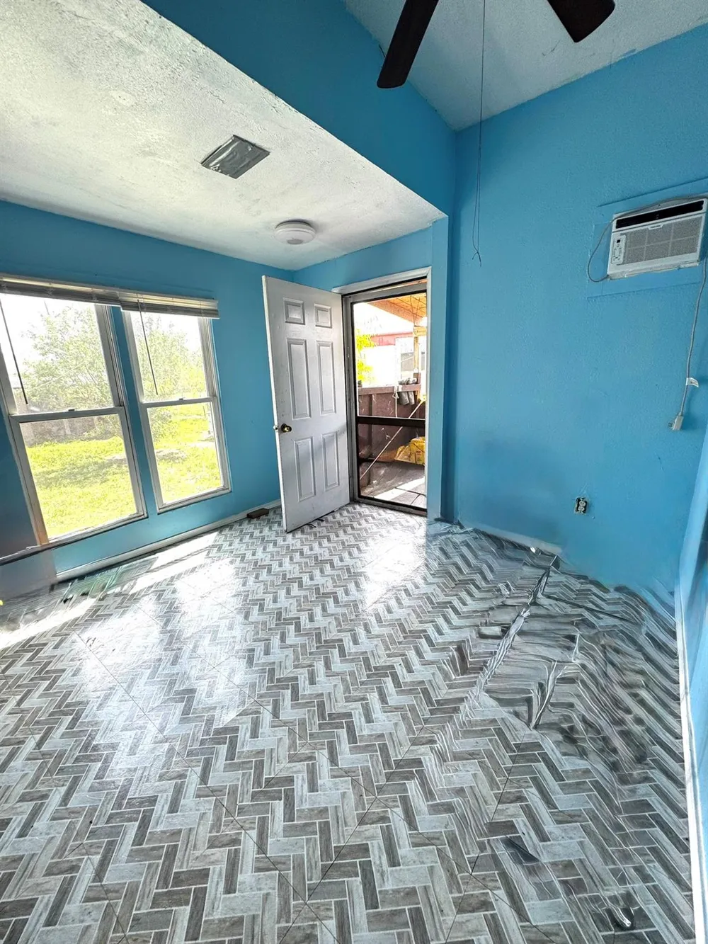 3400 Fm 1127 Shepherd, TX 77371
