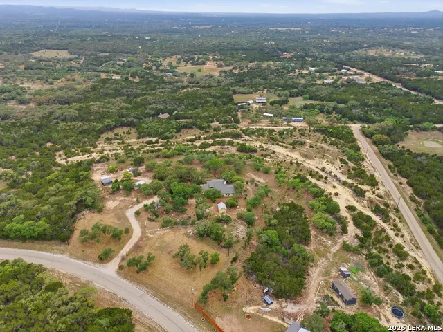 292 Phillip Dr Pipe Creek, TX 78063