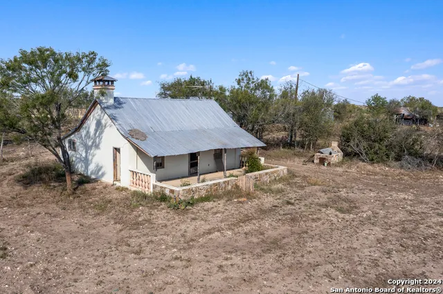 6220 FM 2676 Hondo, TX 78861