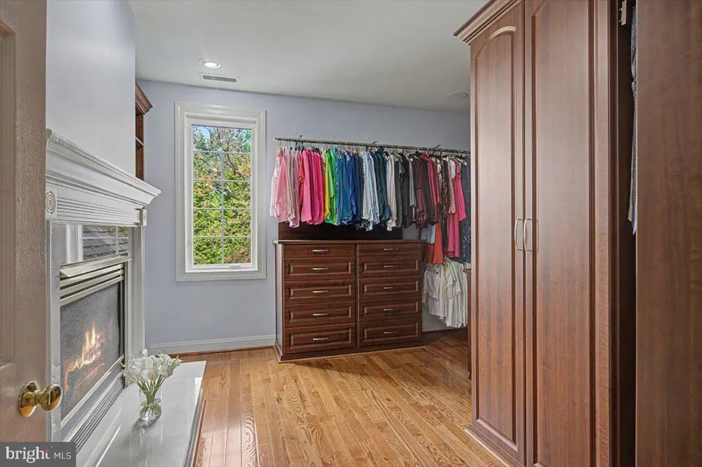 9 SUMMIT LANE Wilmington, DE 19807
