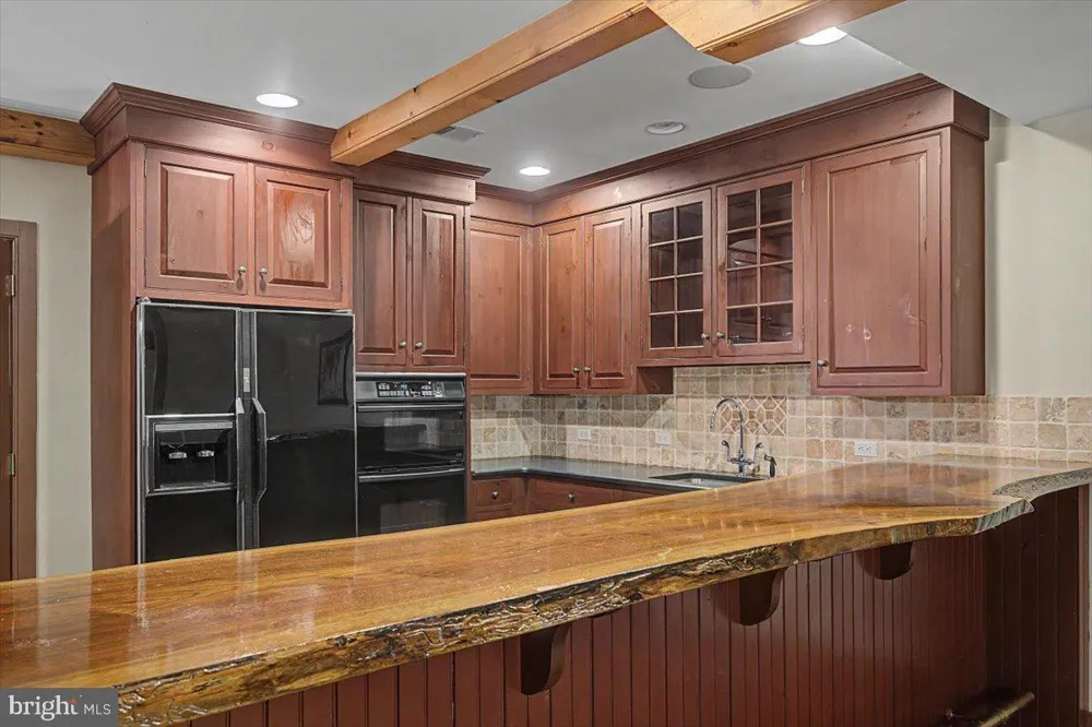 9 SUMMIT LANE Wilmington, DE 19807