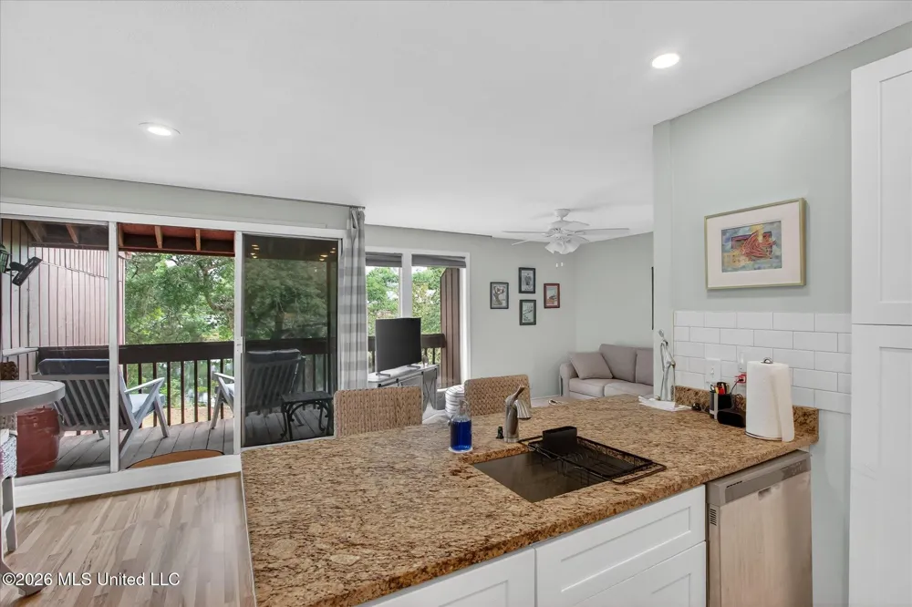 238 Lakeside Villa Diamondhead, MS 39525