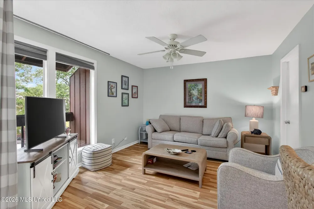 238 Lakeside Villa Diamondhead, MS 39525