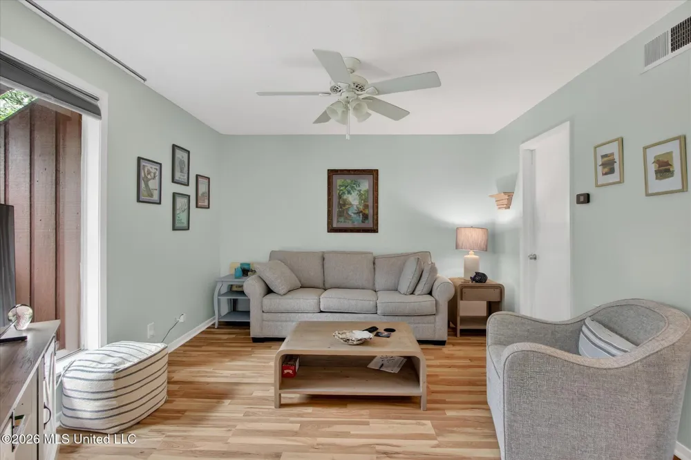 238 Lakeside Villa Diamondhead, MS 39525