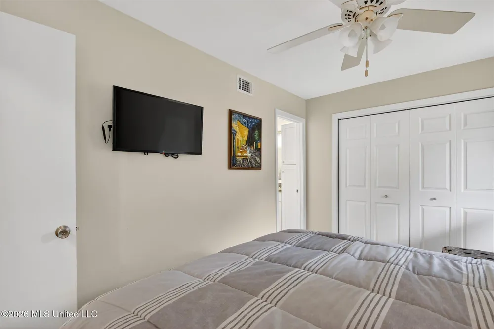 238 Lakeside Villa Diamondhead, MS 39525