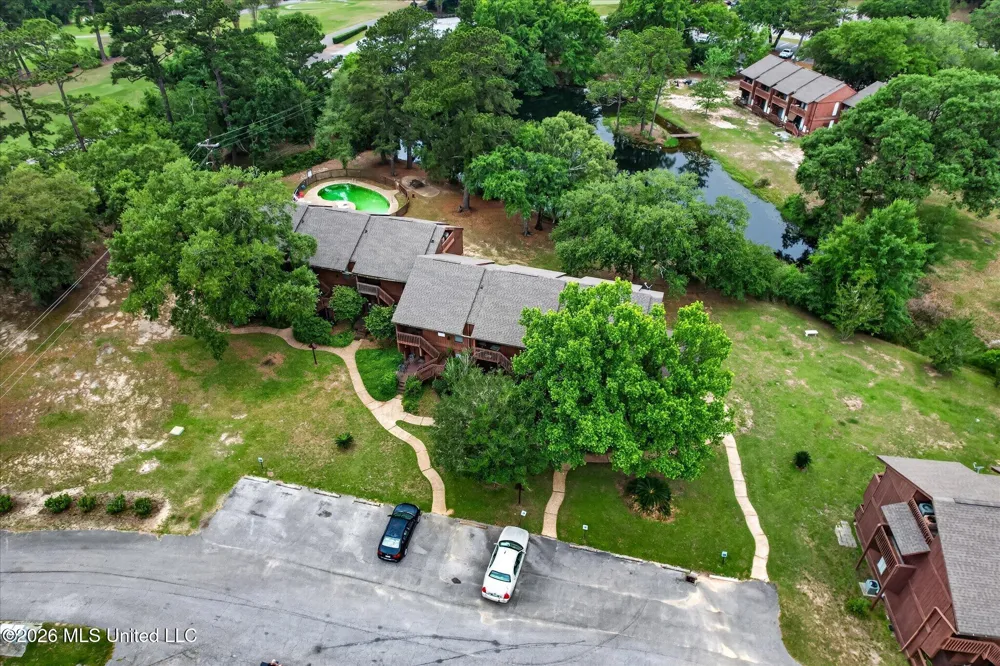 238 Lakeside Villa Diamondhead, MS 39525