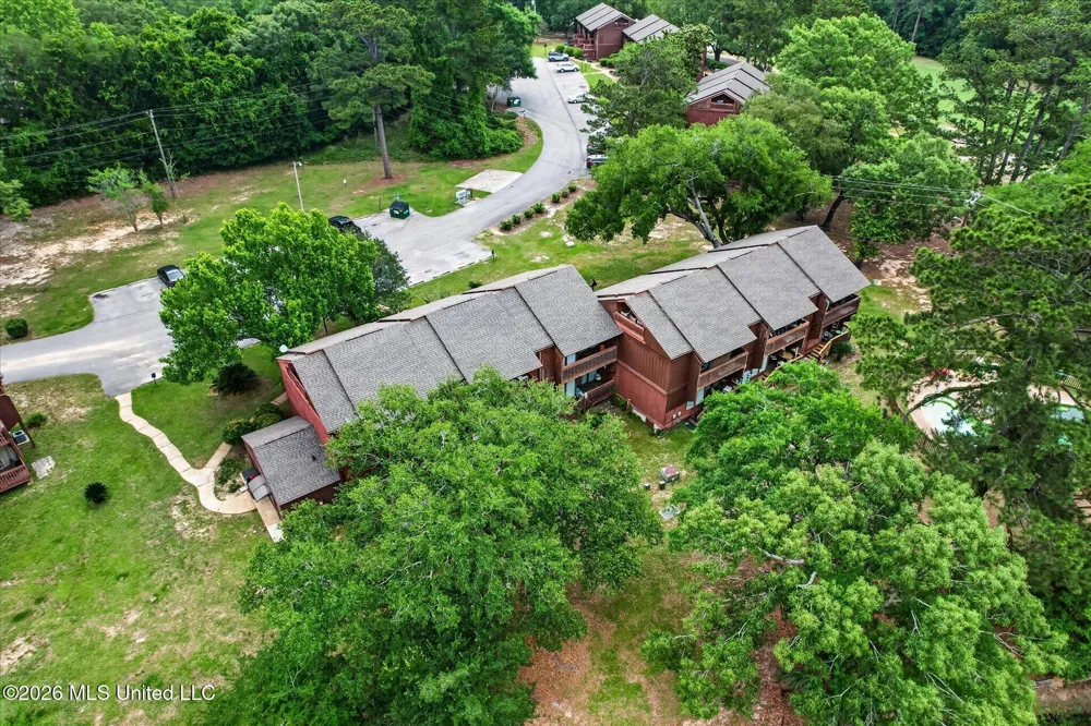 238 Lakeside Villa Diamondhead, MS 39525