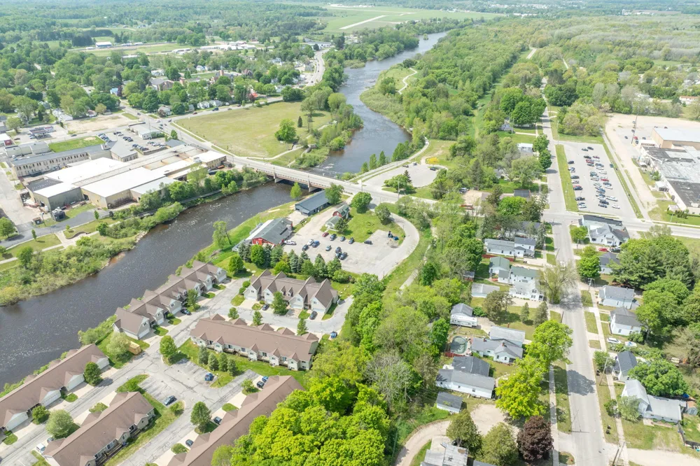 226 Baldwin St Big Rapids, MI 49307