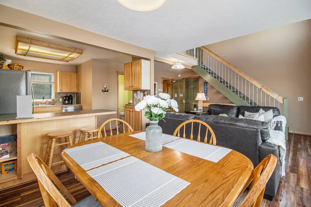 5293 W Monroe Road Pentwater, MI 49449