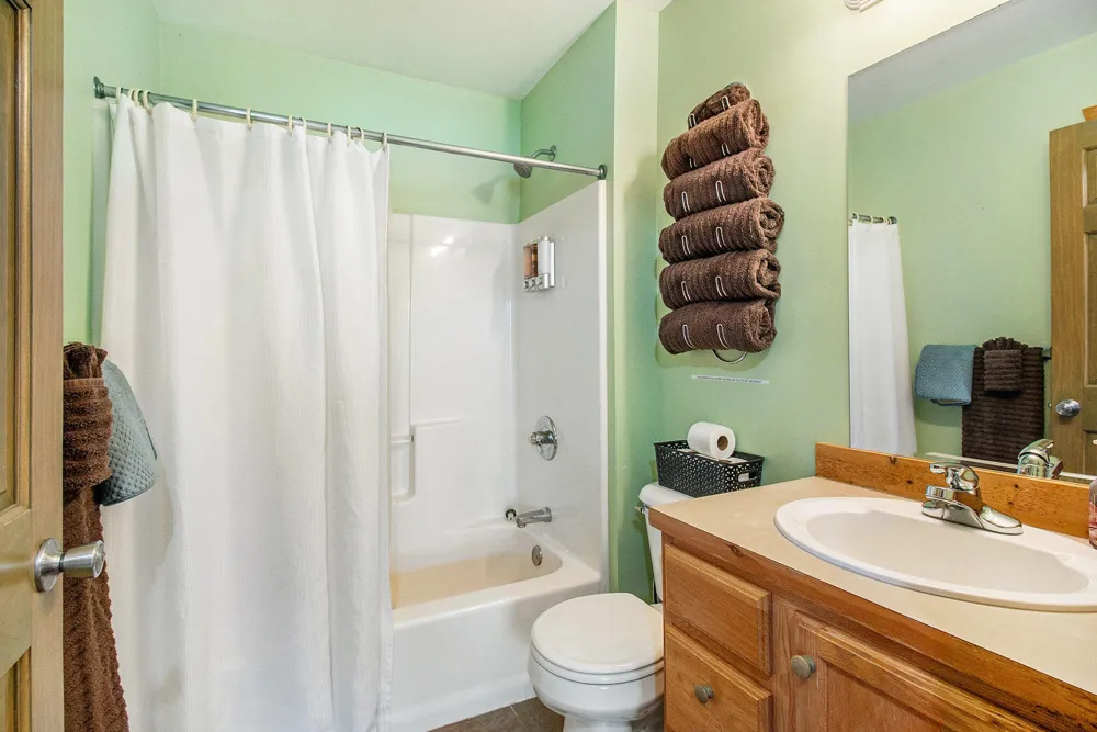 5293 W Monroe Road Pentwater, MI 49449