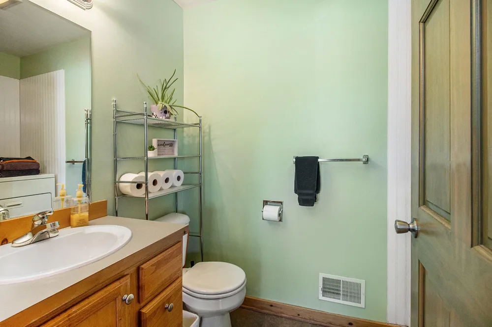 5293 W Monroe Road Pentwater, MI 49449