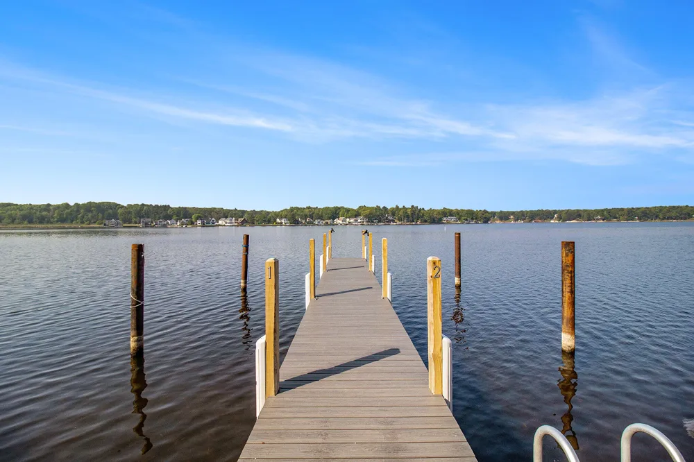 5293 W Monroe Road Pentwater, MI 49449