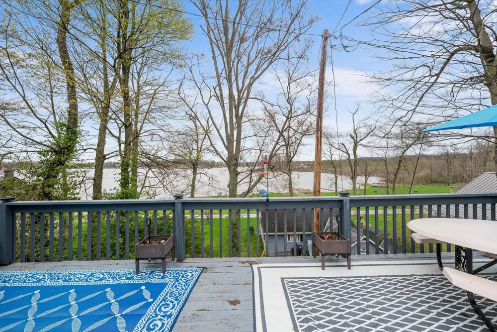 9874 Highland Drive Montgomery, MI 49255