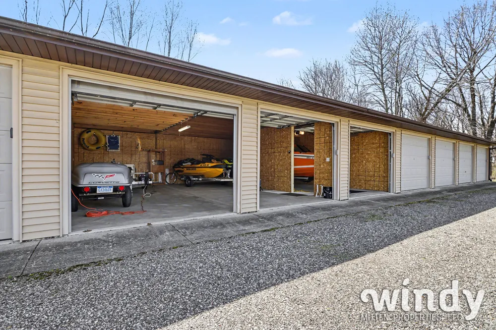 5576 Watervliet Road #1A Watervliet, MI 49098