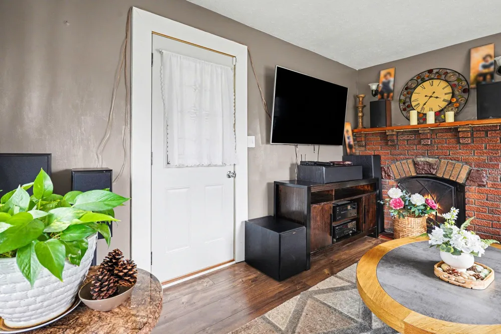 2961 W Dickman Road Springfield, MI 49037