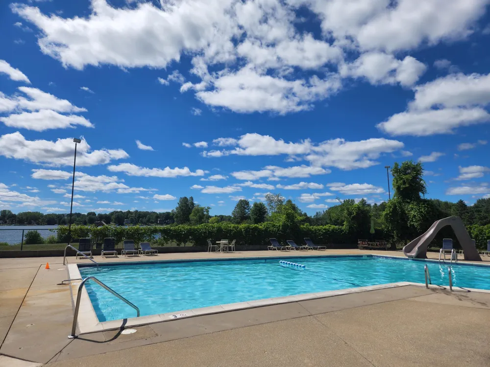 6718 Beechnut Ridge #239 Canadian Lakes, MI 49346