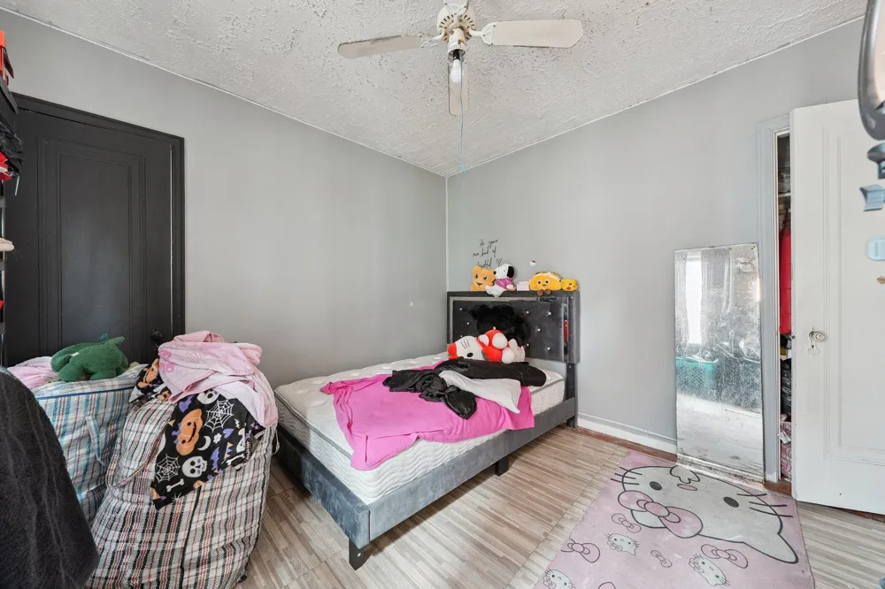 17360 Mansfield Street Detroit, MI 48235