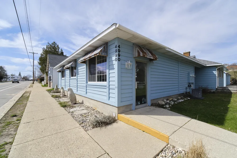 4990 Main Street Onekama, MI 49675