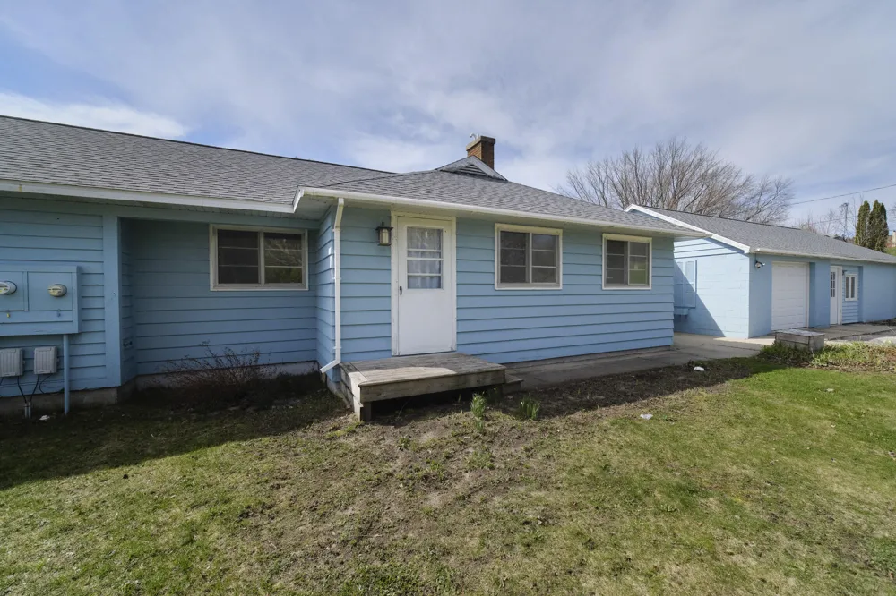 4990 Main Street Onekama, MI 49675
