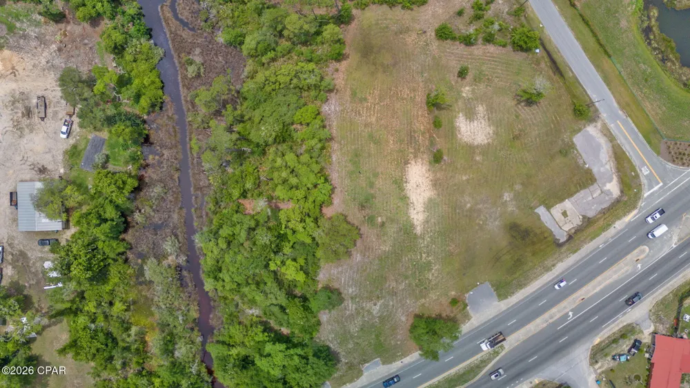 74017415 FL-77 Southport, FL 32409