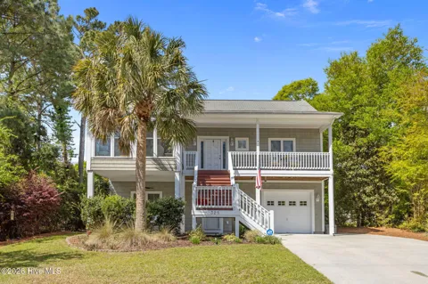 325 Live Oak Street