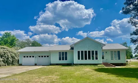 12 Hawk Drive