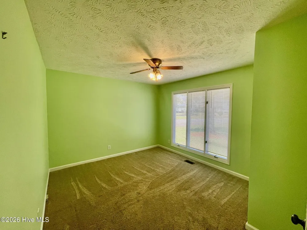 12 Hawk Drive Harrells, NC 28444