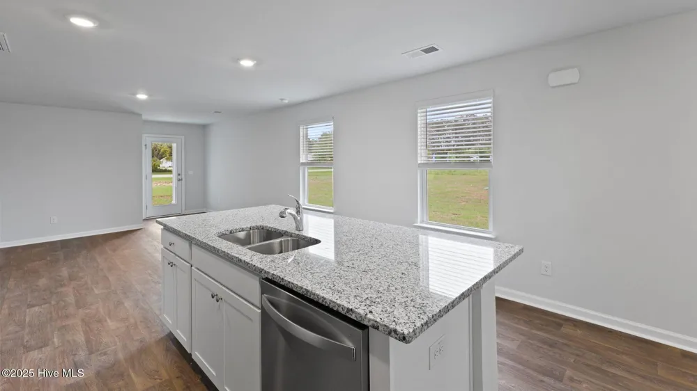1552 Gunnel Drive SE #112 Winnabow, NC 28479