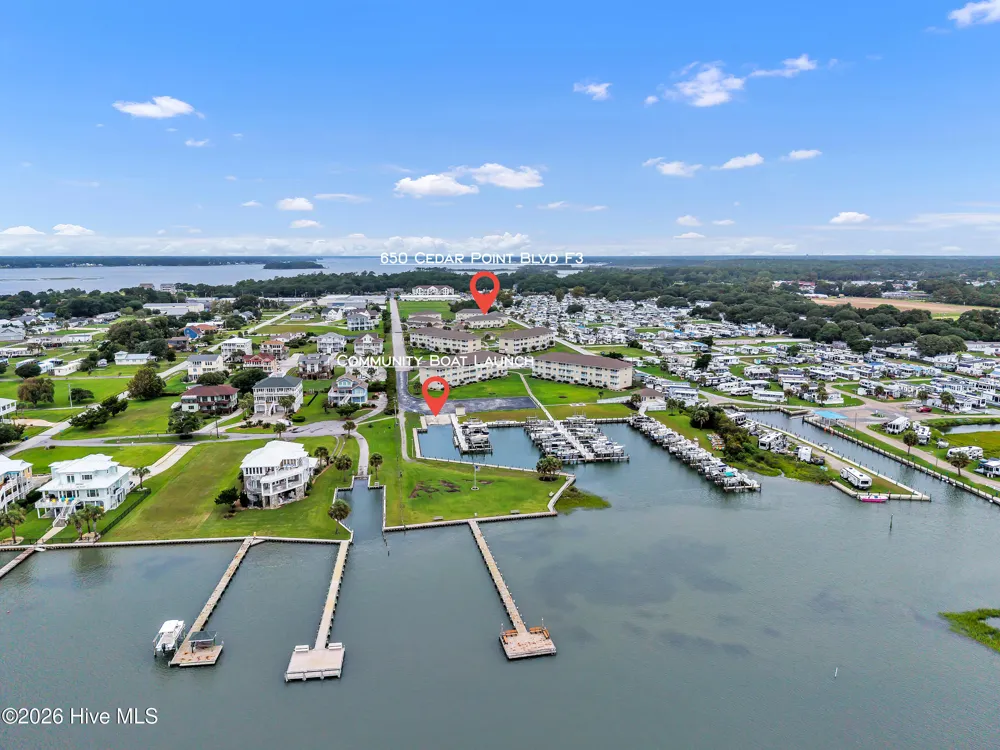 650 Cedar Point Boulevard #F3 Cedar Point, NC 28584