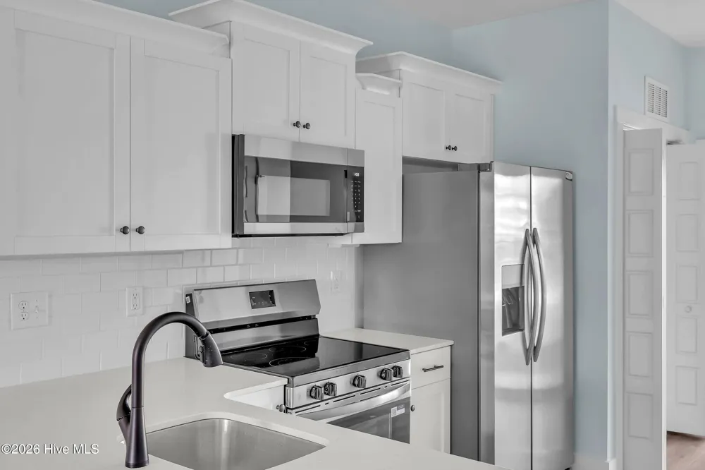 650 Cedar Point Boulevard #F3 Cedar Point, NC 28584