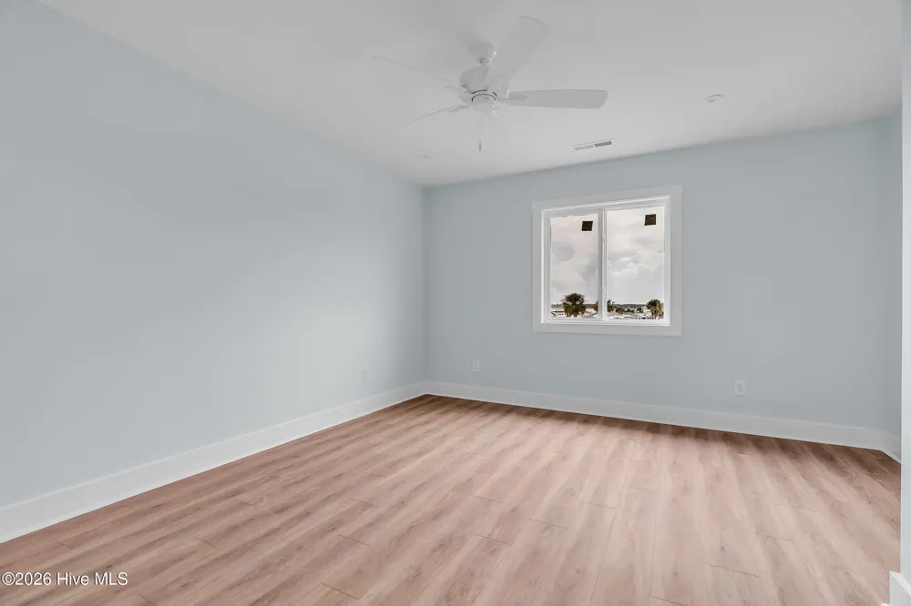 650 Cedar Point Boulevard #F3 Cedar Point, NC 28584