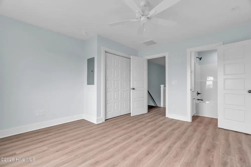 650 Cedar Point Boulevard #F3 Cedar Point, NC 28584