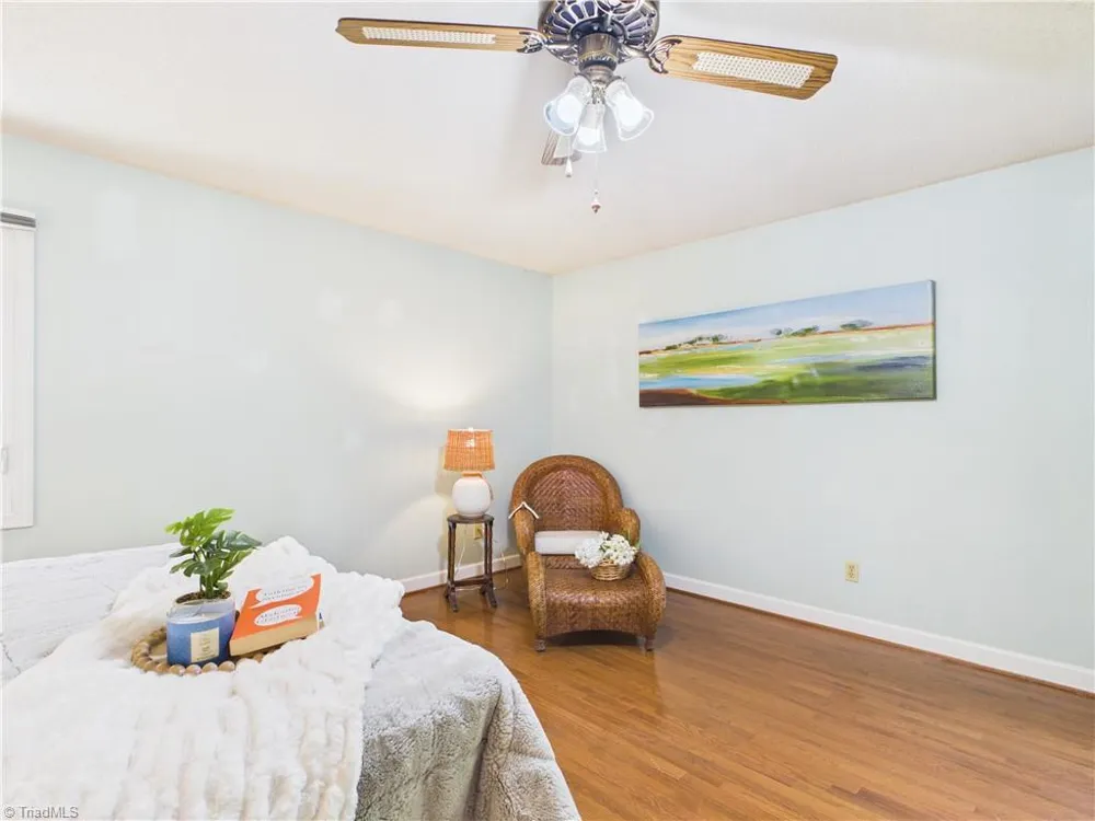 904 Fairidge Drive Jamestown, NC 27282