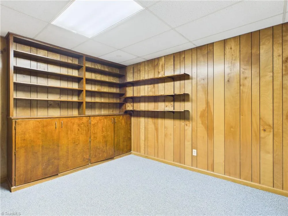 904 Fairidge Drive Jamestown, NC 27282