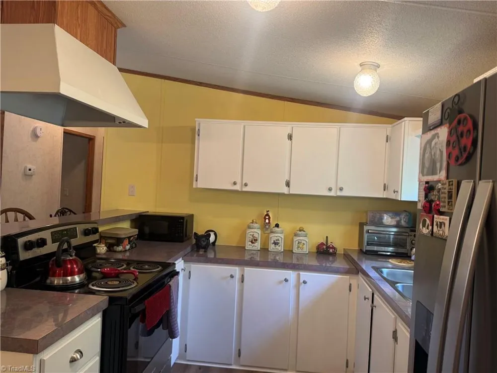 231 CP Riddle Trail Mount Airy, NC 27030