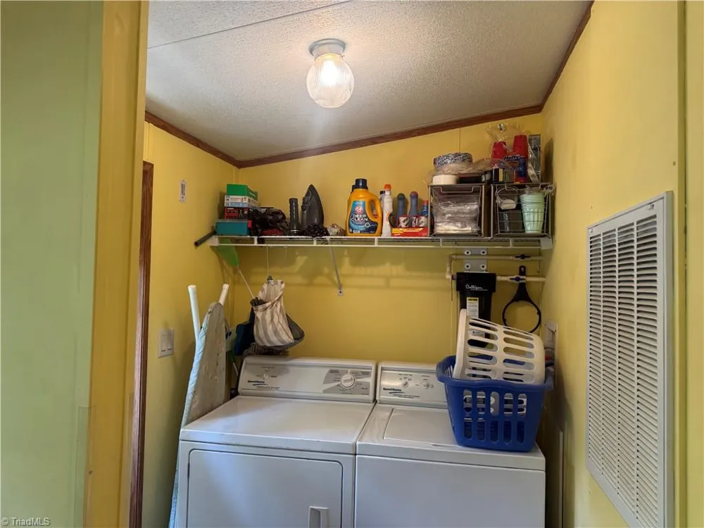 231 CP Riddle Trail Mount Airy, NC 27030