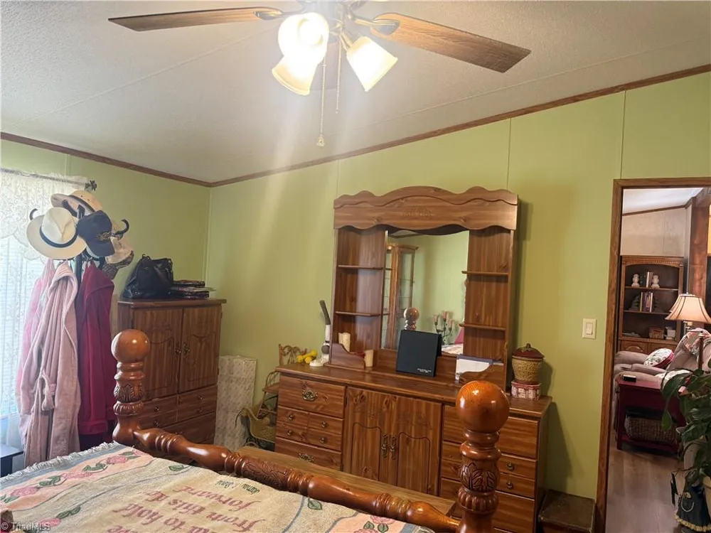 231 CP Riddle Trail Mount Airy, NC 27030