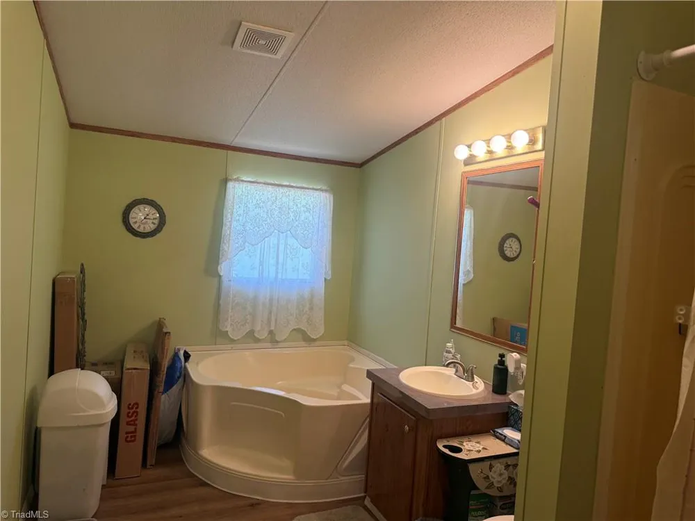 231 CP Riddle Trail Mount Airy, NC 27030