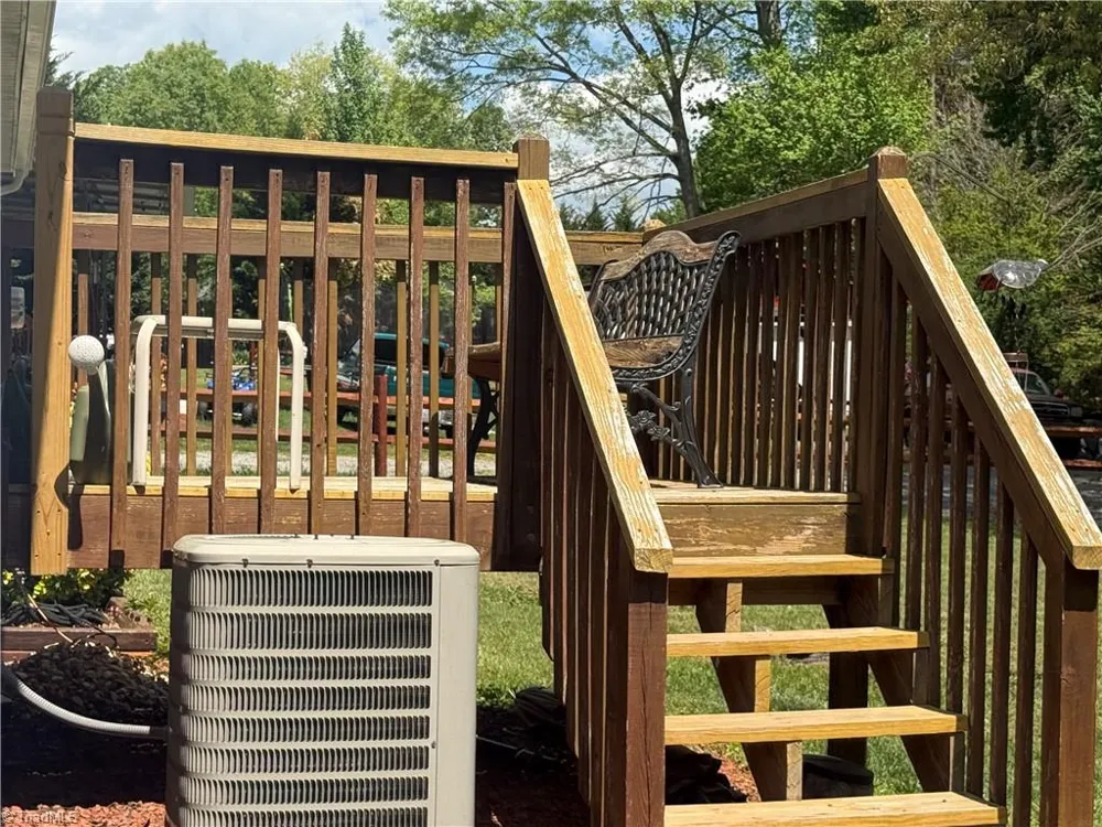 231 CP Riddle Trail Mount Airy, NC 27030