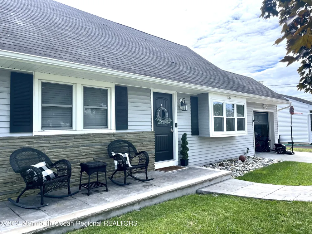 1414 Treeneedle Road Point Pleasant, NJ 08742