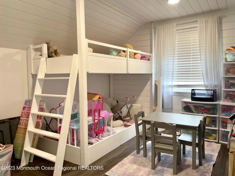 1414 Treeneedle Road Point Pleasant, NJ 08742