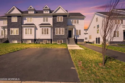 193 Colonial Drive
