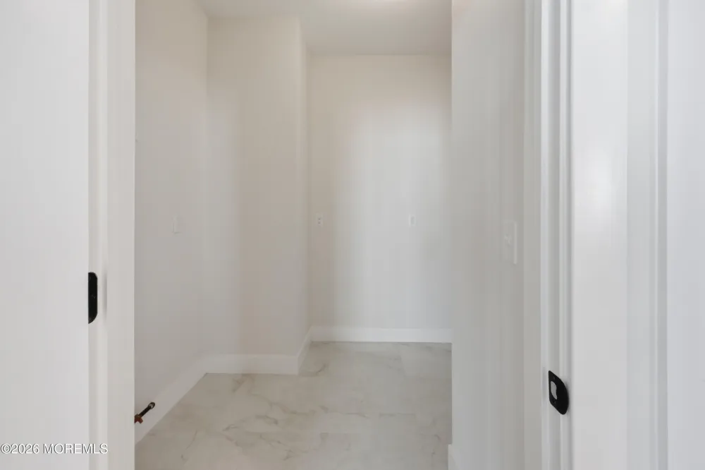 193 Colonial Drive Lakewood, NJ 08701