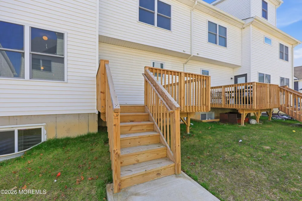193 Colonial Drive Lakewood, NJ 08701