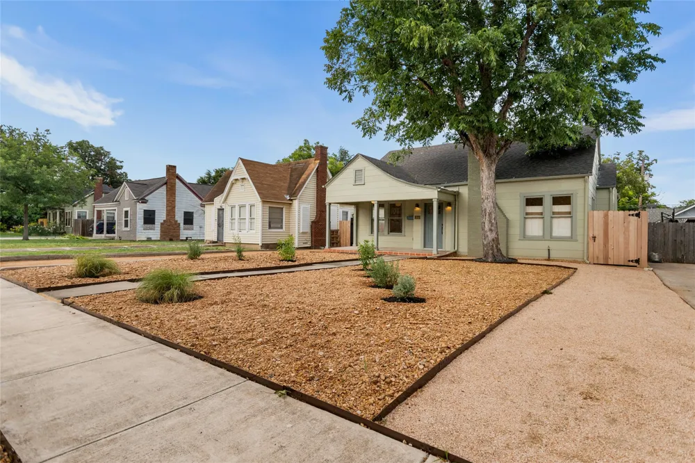 1914 W Magnolia Avenue San Antonio, TX 78201