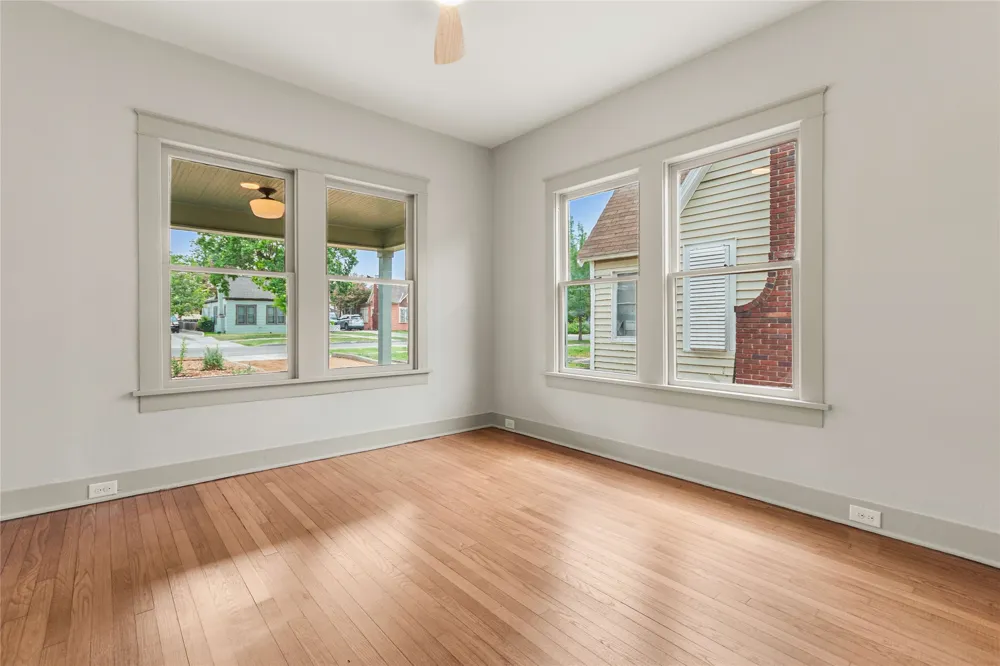 1914 W Magnolia Avenue San Antonio, TX 78201