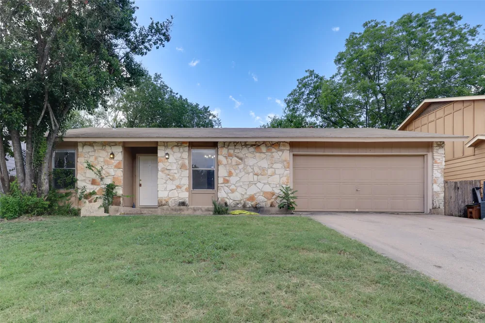 656 Mairo Street Austin, TX 78748