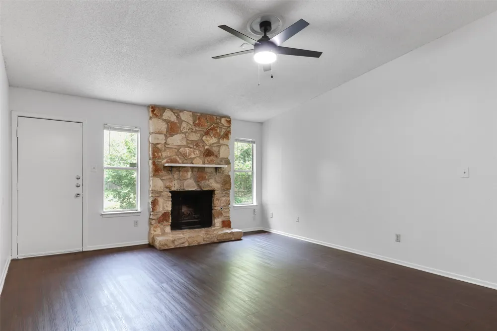 656 Mairo Street Austin, TX 78748